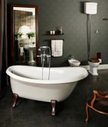 2_331_PAA-Bathtub-Cast-stone-Victoria--interior-01-with-mirror-and-toilet-bowl-bide--WEB2-1